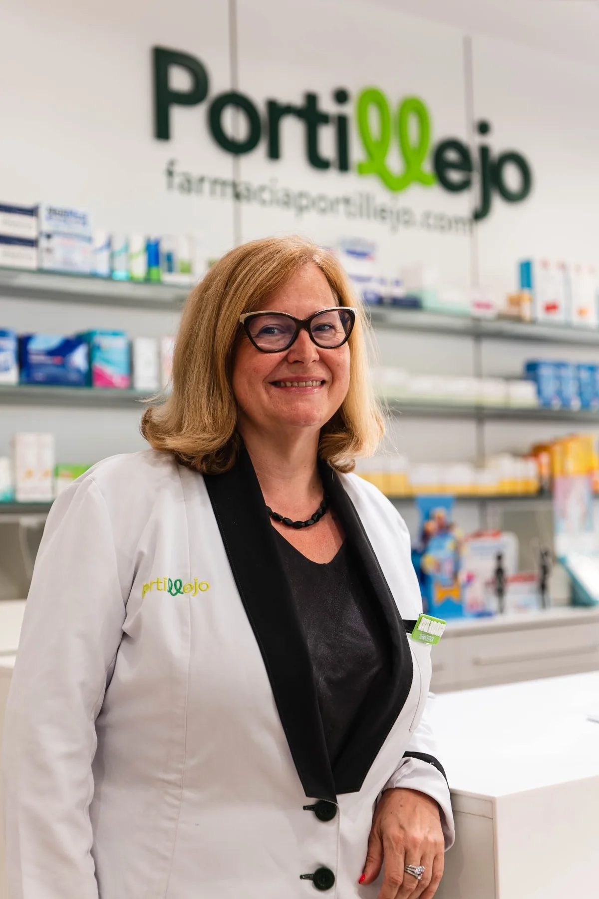 Rosa Rodrigo en Farmacia Portillejo